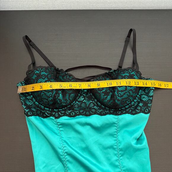 Frederick's of Hollywood Satin Lace Up Back Padded Chemise Women's Size Large - Picture 11 of 12